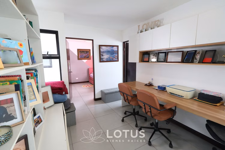 Casa Moderna en Condominio Terralta, Tres Ríos, Cód. AJ042