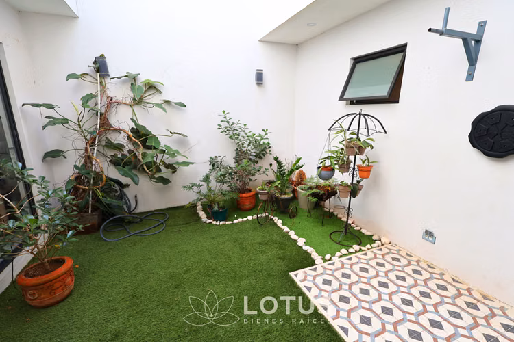 Casa Moderna en Condominio Terralta, Tres Ríos, Cód. AJ042
