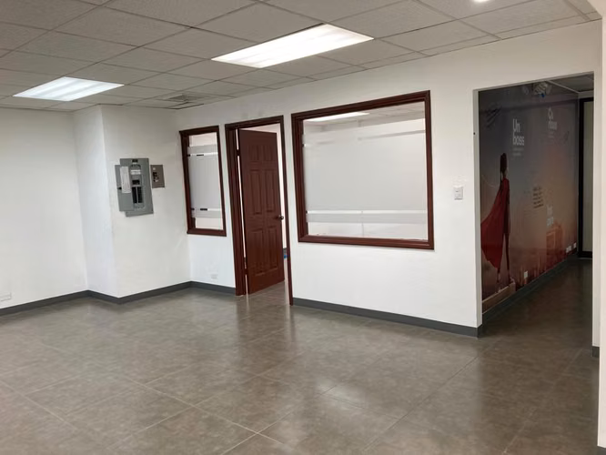 Oficina  Torre Mercedes – Paseo Colón  161m2
