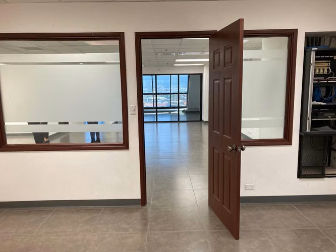 Oficina  Torre Mercedes – Paseo Colón  161m2