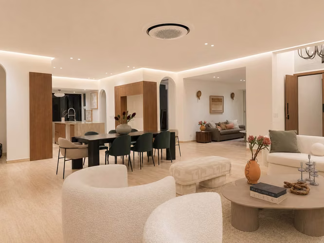 VENTA DE CASA EN BOSQUES DE LINDORA*