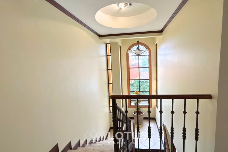 Casa en Venta en Condominio La Abadía, Guayabos, Cód. AJ068