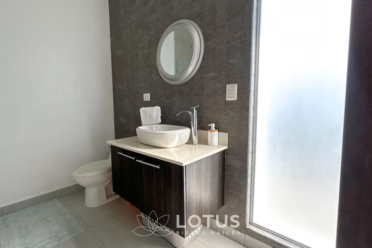 Casa en Condominio Vivre, Lomas de Ayarco, Cód. AJ001