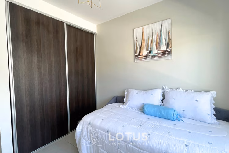 Casa en Condominio Vivre, Lomas de Ayarco, Cód. AJ001