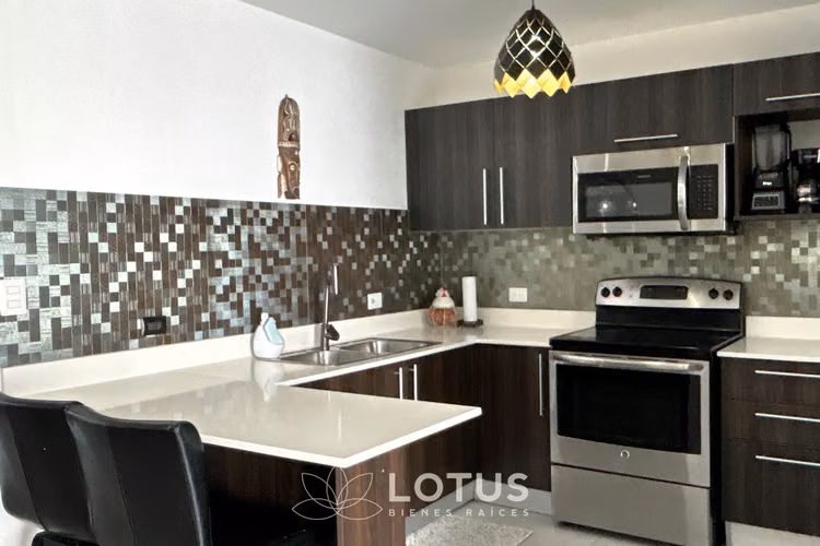 Casa en Condominio Vivre, Lomas de Ayarco, Cód. AJ001