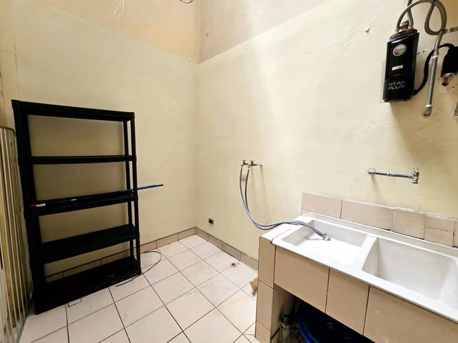 Venta casa en San Pablo de Heredia | 3 Habitaciones + Oficina | Zona Céntrica - Imagen 11