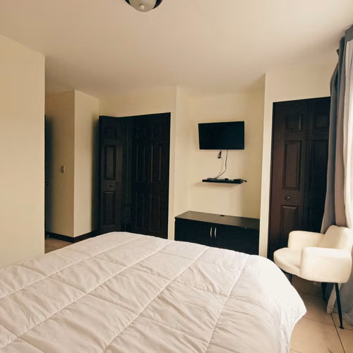  ¡Se alquila apartamento completamente amueblado! 