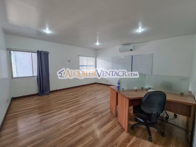 OFIBODEGA DE 625 M2 CON 1.132 M2 DE LOTE EN SAN ANTONIO ESCAZU - Imagen 17
