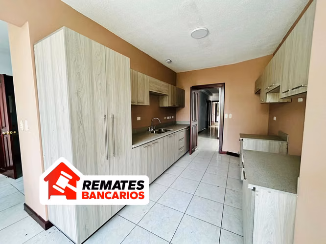 Apartamento en venta, Condominio Altos de Mayorca, Escazú - Imagen 3