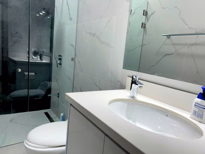 Casa de Una Planta cerca del Santa Ana Country Club | Jardín y Terraza Amplios - Imagen 7