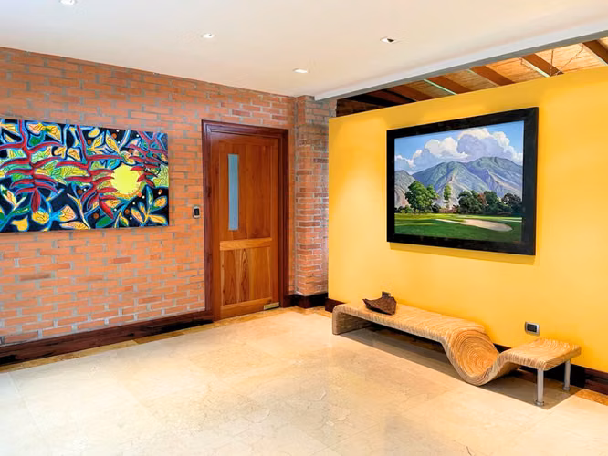 Residencia de Lujo con Piscina y Vista | 793 m² de Construcción | Escazú - Imagen 9