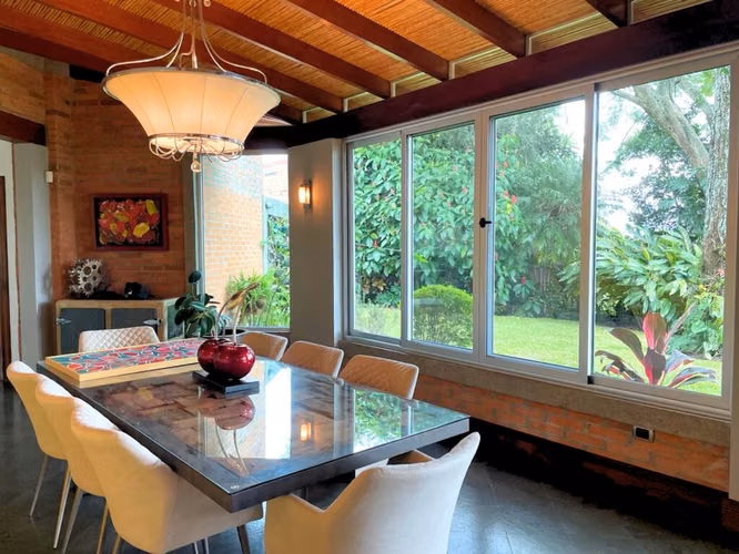 Residencia de Lujo con Piscina y Vista | 793 m² de Construcción | Escazú - Imagen 13