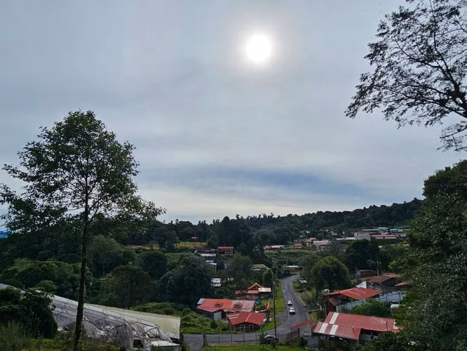 Finca de 17.800 m² con Nacientes y Bosque en Dota San José