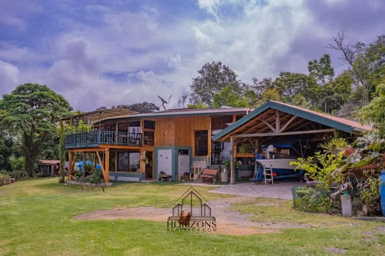 Casa de Montaña en Venta en Coronado, San José – Rodeada de Naturaleza NJA601