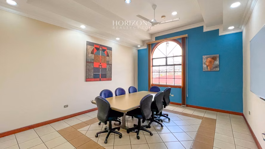 Edificio de Oficinas En Venta a 50 metros del TEC instituto tecnologico HRC25 - Imagen 10