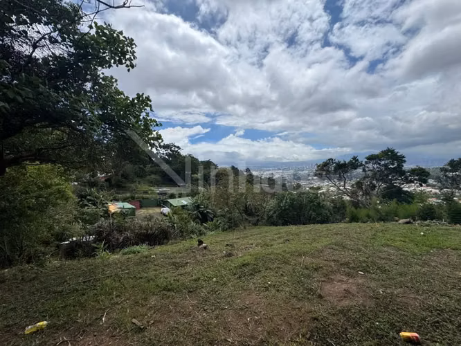 En venta lote esquinero en Carrizal de Escazú - Imagen 9