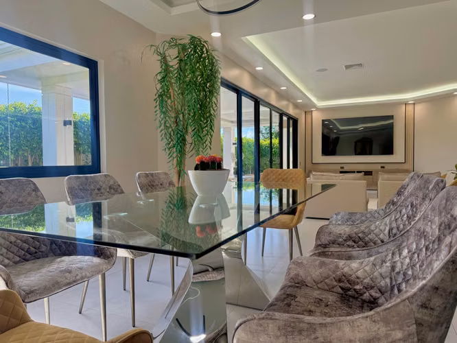 VENTA DE CASA REMODELADA EN BOSQUES DE LINDORA*
