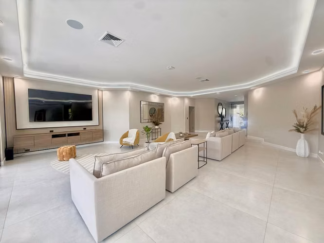 VENTA DE CASA REMODELADA EN BOSQUES DE LINDORA*