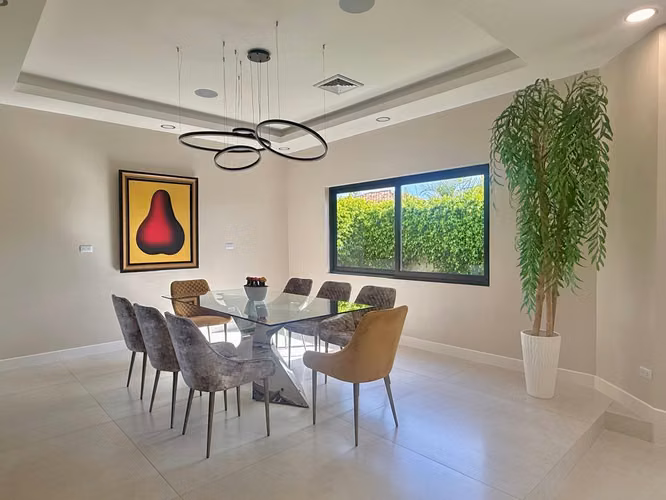 VENTA DE CASA REMODELADA EN BOSQUES DE LINDORA*