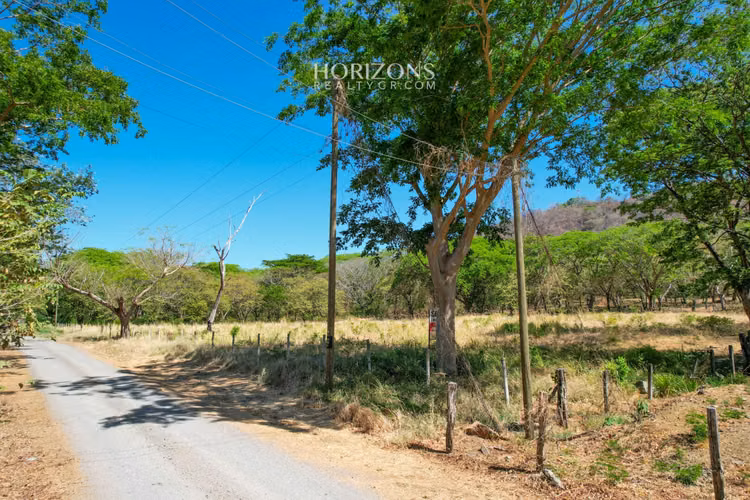 Terreno para Desarrollo de 9,707 m² en Playa Hermosa, Guanacaste – a NJA1105 - Imagen 2