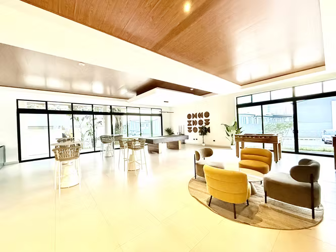 Alquiler hermosa casa 3 habitaciones, jardín, amenidades de lujo - Imagen 17