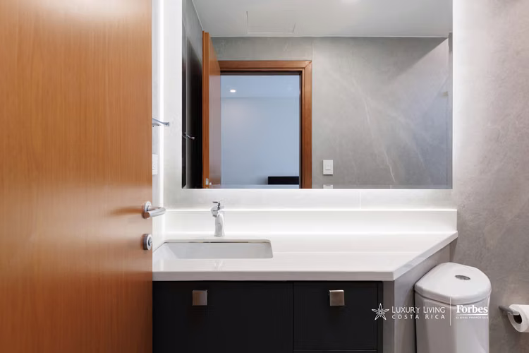 20805 - Apartamento de Lujo con Diseño Moderno en Rohrmoser