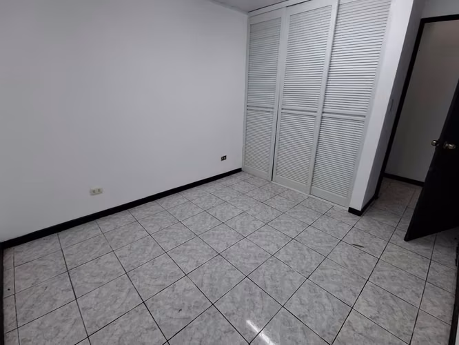 Venta de casa en Alajuela Centro
