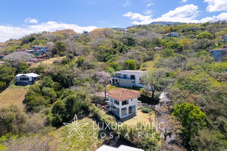 20218 - CASA EN CONDOMINIO CON VISTA PARA VENTA - Imagen 3