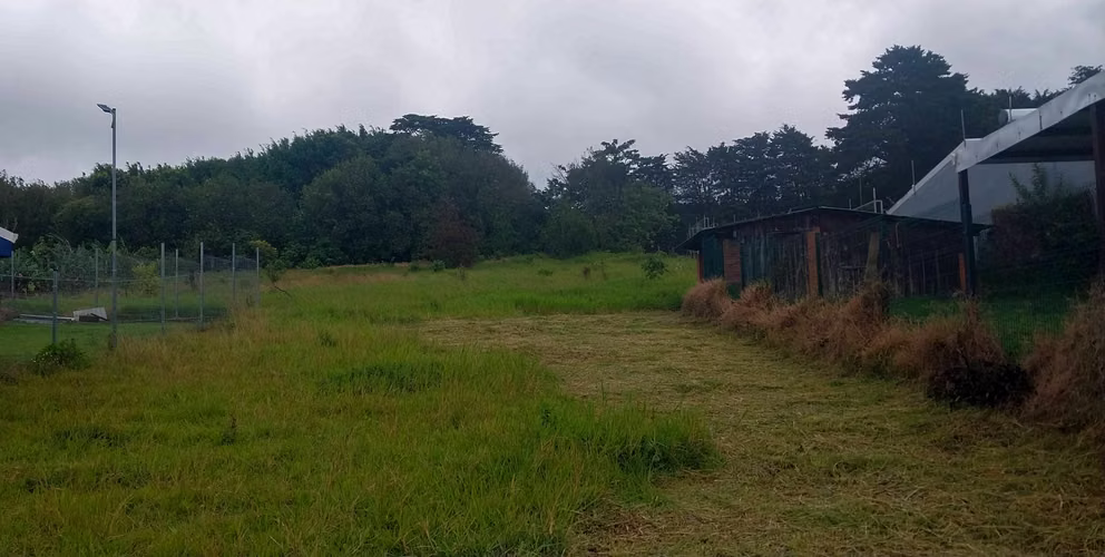 Lindo lote con 2 pajas de agua ya instaladas, San Isidro de Heredia
