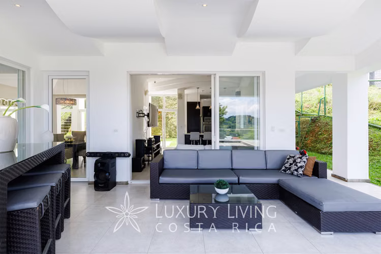 20319 - Casa moderna para venta en Condominio Cerro Colón - Imagen 19