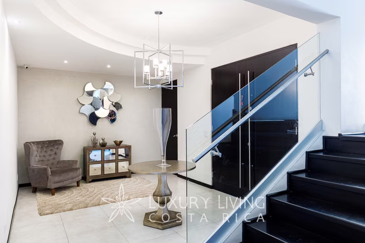 20319 - Casa moderna para venta en Condominio Cerro Colón - Imagen 12