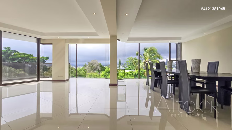 ESCAZU EN BELLO HORIZONTE DE 3 HABITACIONES - CUARTO DE SERVICIO - 345m² - Imagen 2