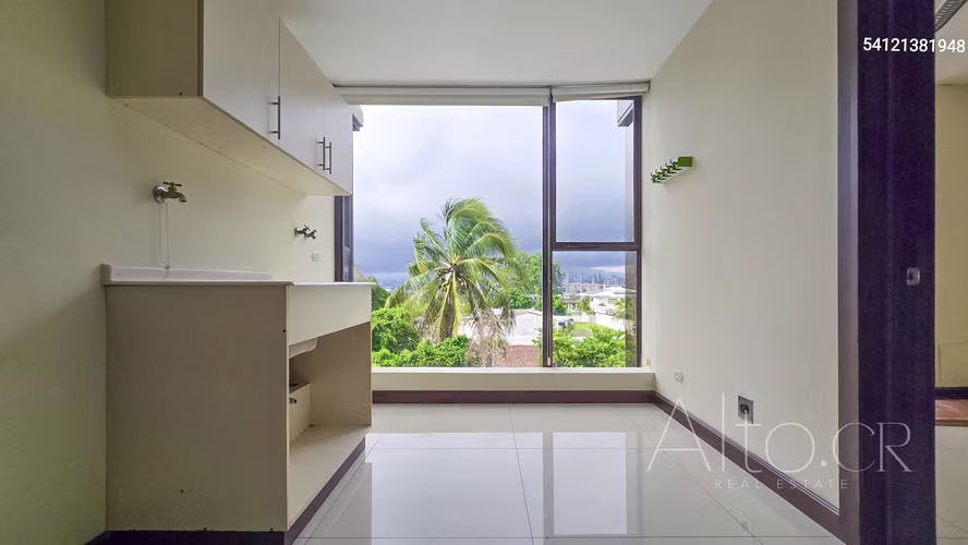 ESCAZU EN BELLO HORIZONTE DE 3 HABITACIONES - CUARTO DE SERVICIO - 345m² - Imagen 4
