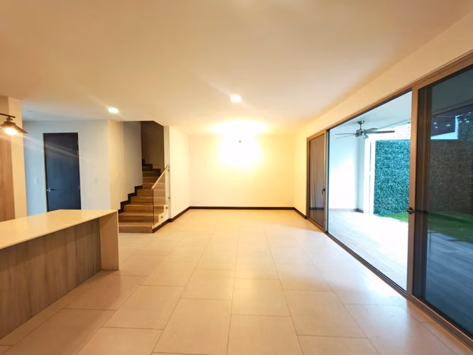 Casa en venta en condominio de Escazú