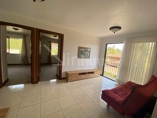 En venta casa esquinera en condominio en Guachipelín, Escazú. - Imagen 15
