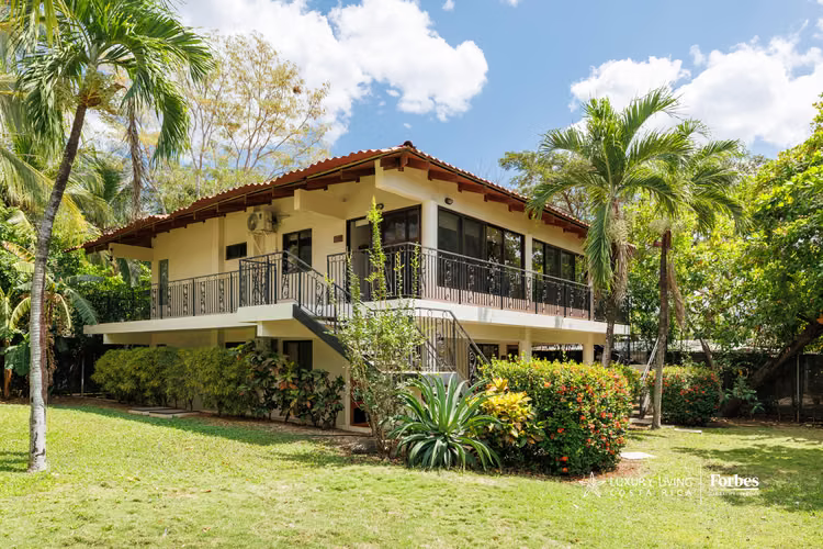 21348 - Casa Arenas Retreat, Playa Potrero, Guanacaste