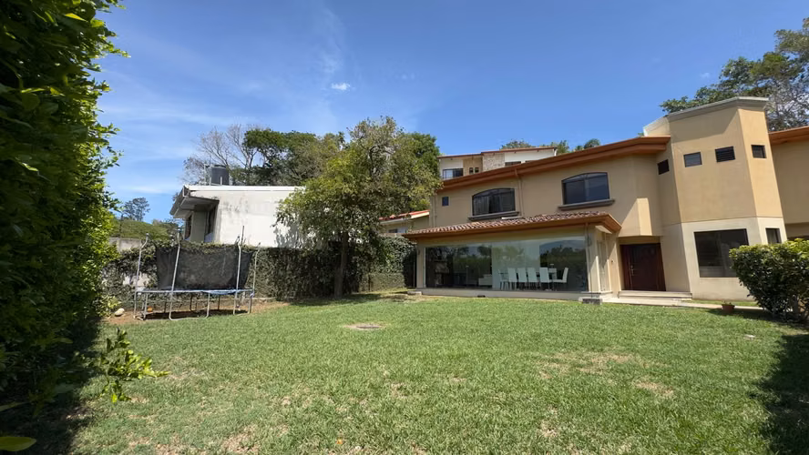 CASA COLONIAL EN BRASIL DE MORA DE 4 HABITACIONES - 774m²