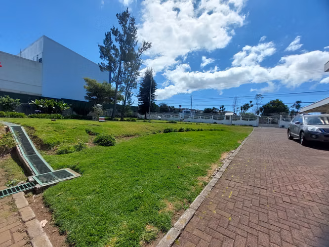 Venta. Lote con casas. Coronado, San Jose