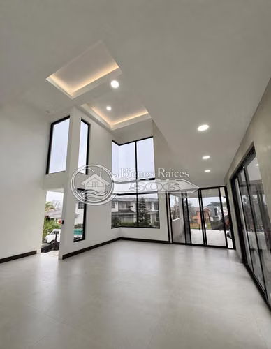 Casa para estrenar condominio Tierras de Café Heredia
