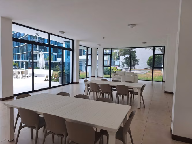 Alquiler de apartamento en Torre, San Rafael de Escazú.