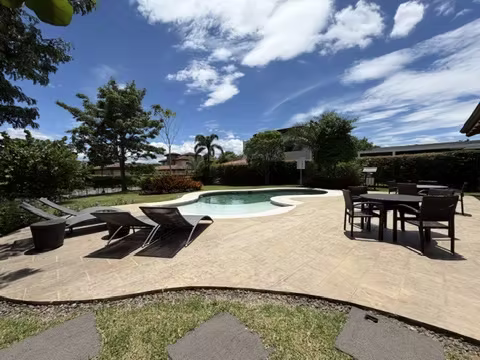 Terreno plano en venta en Piedades de Santa Ana | 660 m² Cod. EM508