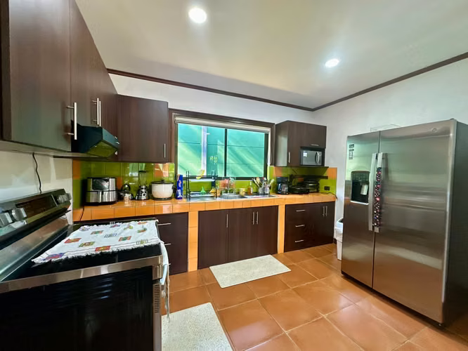 Venta de Quinta Orotina( Paraiso Tropical)