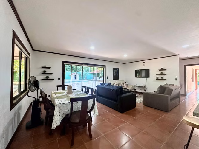 Venta de Quinta Orotina( Paraiso Tropical)