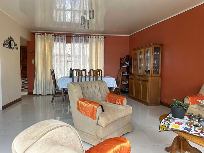 Venta de Bella Casa Zapote - Imagen 9
