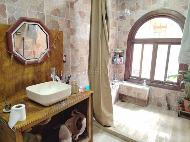 Venta de Quinta en Los Ángeles de San Rafael de Heredia RZ - Imagen 9