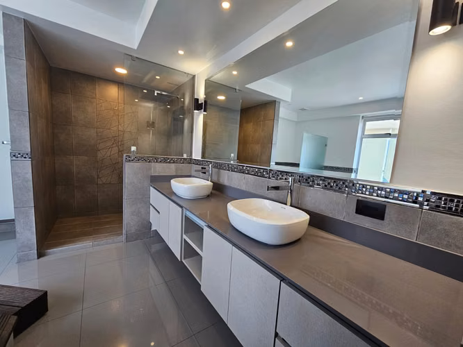 Exclusivo Penthouse en Sabana Sur | 3 Hab | 359 m²