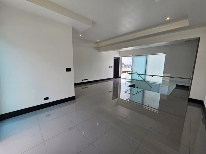 Exclusivo Penthouse en Sabana Sur | 3 Hab | 359 m²
