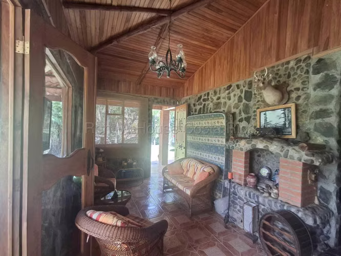 Venta de Casa y Terreno Totalmente Amueblado en Acosta-Guaitil, San José.  26-1881 LCV - Imagen 9