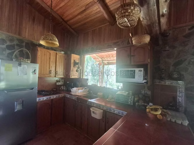 Venta de Casa y Terreno Totalmente Amueblado en Acosta-Guaitil, San José.  26-1881 LCV - Imagen 12