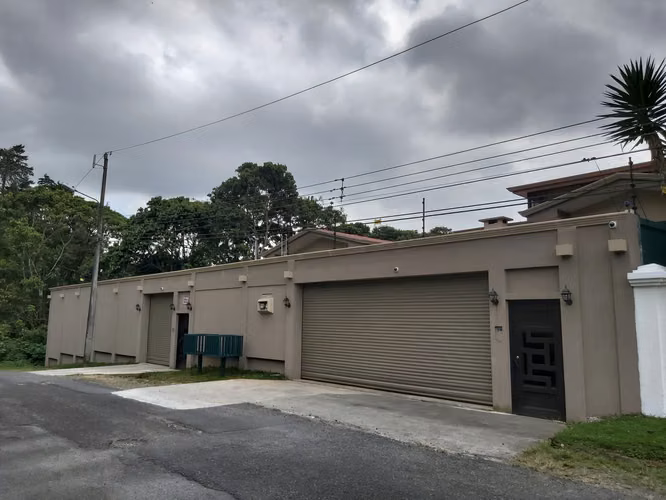 Rebajada!!! Venta de dos Casas de Dos Plantas en San Ramón de Tres Ríos, Cartago.  13733 - Imagen 8